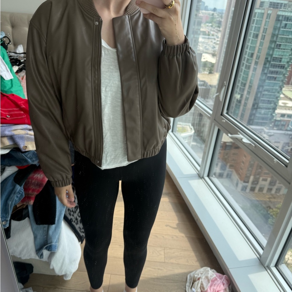 Abercrombie & Fitch Women's Tan Bomber Jacket